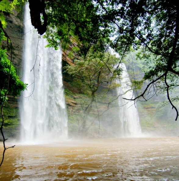 4722_boti-falls-original